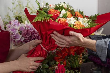 Momentos Inolvidables: La Magia del Envío de Arreglos Florales a Domicilio